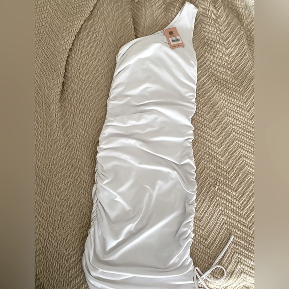 White one shoulder bodycon dress - Picture 3 of 4